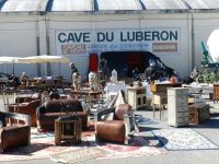 Brocante de la cave du Luberon