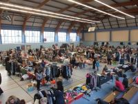 Bourse aux vêtements Carling