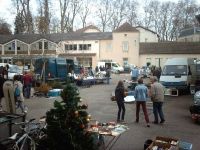 Vide grenier PARAY LE MONIAL
