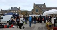 Vide grenier et petit marché Plusquellec