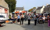 Vide-grenier Bulat Pestivien