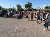 Brocante Le roi du matelas. Khaan 8€ stand les dimanches Valence