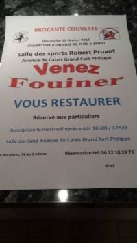 Brocante couverte, Grand Fort Philippe