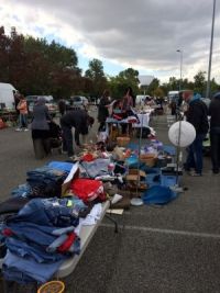 brocante, braderie, foire à tout de printemps de Saint Roman de Lerps