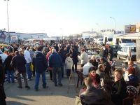Méga brocante parking Leclerc de Dammarie les Lys