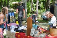Vide-grenier champêtre camping et auberge le grand bois Le Poet Celard