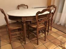 TABLE A MANGER LOUIS XVI