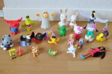 Lot de 26 figurines diverses: Garfield, Angry Bird, Bob l'éponge, Hello Kitty...