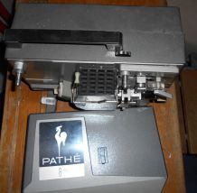Projecteur PATHE - 8 mm - type PA8