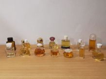 Collection 15 bouteilles parfums miniatures