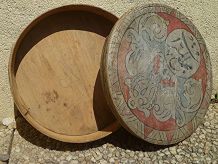 boite  ronde  en  bois  ancienne , vintage