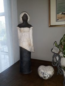 Statue en raku artisanale 