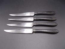 4 anciens couteaux
