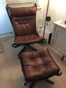 Fauteuil Falcon + ottoman