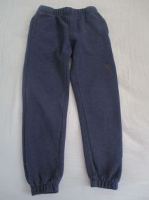 pantalon fille 6ans petite tache 