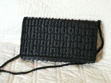 Pochette soirée noire satin  et perles occasion