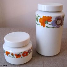 2 pots à épices en porcelaine années 70