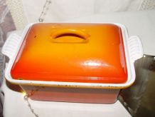 Cocotte-terrine en fonte LE CREUSET "orange volcanique"