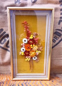 Joli cadre de fleurs séchées - Vintage 