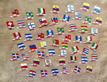53 drapeaux publicitaires des biscuits l'Alsacienne 