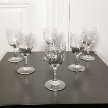 6 verres en cristal gravé