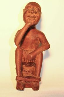 Art africain. Belle statuette africaine. Seconde partie XXe