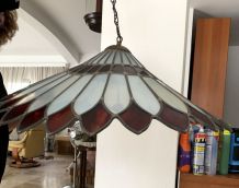 Suspension luminaire vitrail fait main. Blanc et rouge