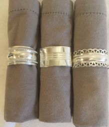 3 ronds de serviette métal argenté 