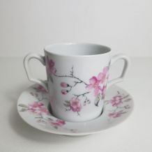 Ensemble tasse et soucoupe