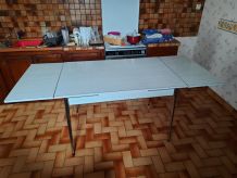 Table salon Formica