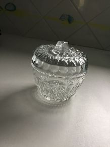 Bonbonnière /sucrier  art déco en verre taillé 