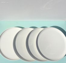 4 assiettes plates en céramique