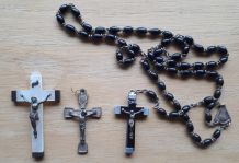Chapelet de prière et 2 croix 