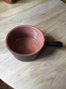 Ancien pot (poêlon) en grès vernisse 