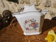 Ancien pot porcelaine fleurie à liseré doré