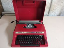 Machine à écrire OLYMPIA Dactylette S