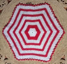 Joli napperon en crochet (coton) - Années 70 