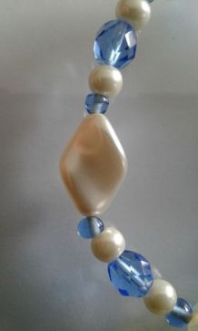 Bracelet perles de verre, toupies cristal 