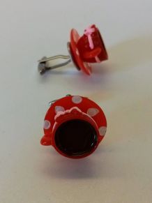 Boutons de manchette tasses de café rouges