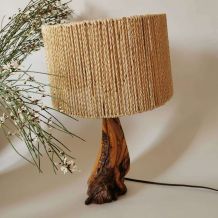 Lampe vintage de style brutaliste bois et corde