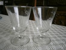 Lot de 2 verres à pied vintage