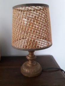 Lampe vintage métallique et abat-jour canné