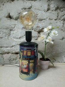 Lampe à poser récup' upcycling "Coffee box"