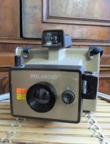 Polaroid EE22 