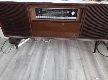 Vend meuble Grundig