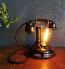 Lampe industrielle vintage métal bakélite téléphone "Trésor 