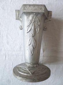 vase , jardinière en fonte d'aluminium , vintage