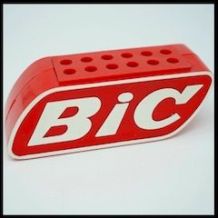 Présentoir à stylos de la marque BIC