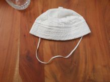 CHAPEAU POUPEE BEBE VINTAGE ANCIEN TBE COTON BLANC 39 CM