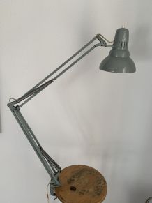 Lampe vintage 1950 d'architecte LUXO L1 grise ciment - 80 cm